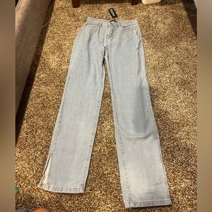 Light wash jeans! with slit